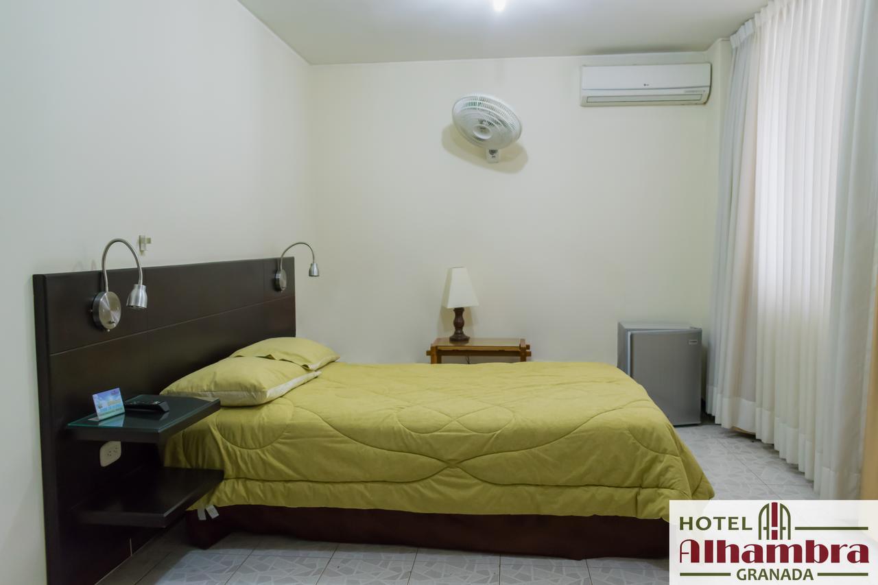 Hotel Alhambra Torre B Granada  Kültér fotó