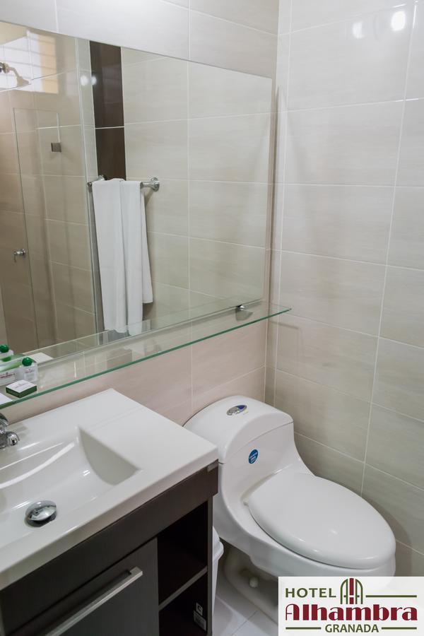 Hotel Alhambra Torre B Granada  Kültér fotó