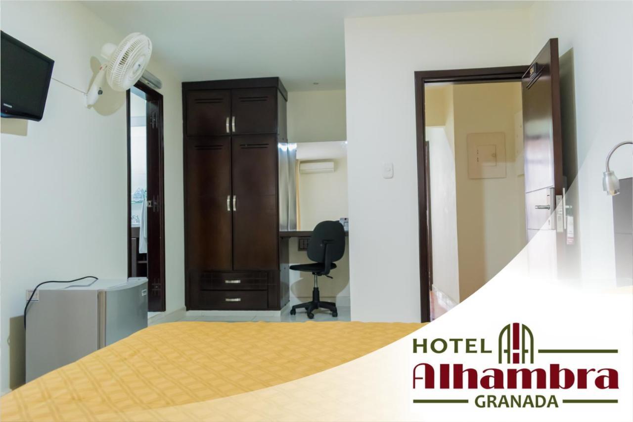 Hotel Alhambra Torre B Granada  Kültér fotó
